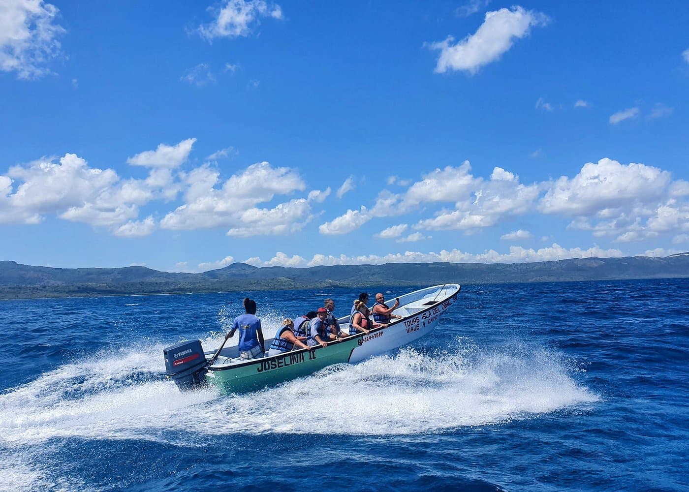 Private Tour to Paradise Island with Snorkel & Manatee Sanctuary