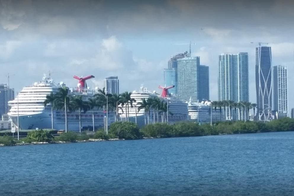 COMBO Miami City & Boat Tours ,Stops at Wynwood and Little Havana