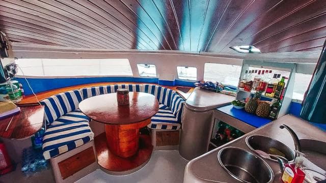 Tamarindo: Private Sailing Catamaran Tour and Snorkeling