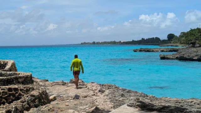 Santo Domingo: Los Tres Ojos, Boca Chica & More