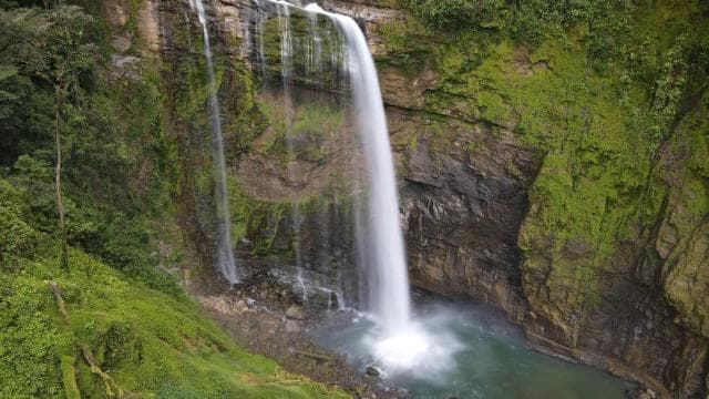 Manuel Antonio: Eco Chontales Waterfall Hike with Lunch