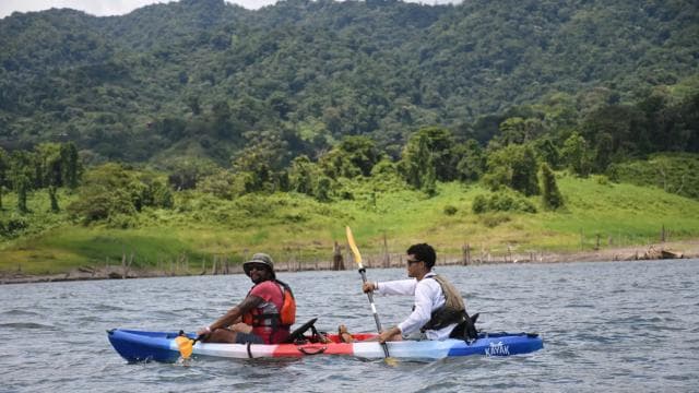 Enjoy the best Volcano view at our Kayak tour on Lake Arenal