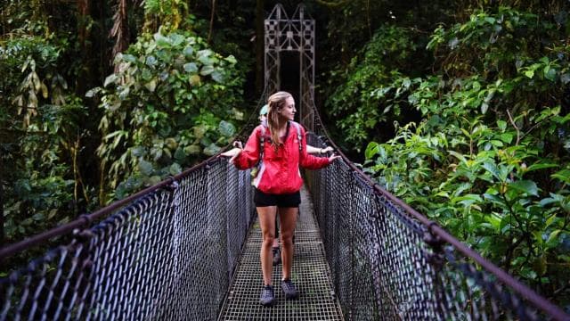La Fortuna: Half-Day Waterfall Tour with Lunch