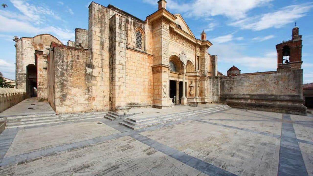 Historical Walk, Discover the Colonial Zone