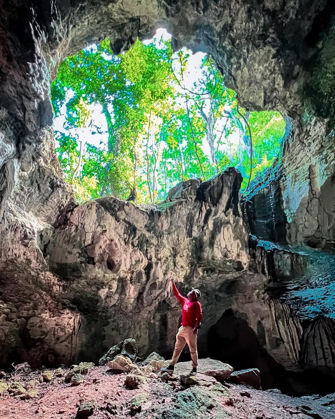 Los Haitises Sunset Kayak & Caves Tour from Samana (with Snacks & Wine)