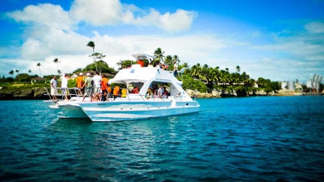 Catalina Island Scuba Diving Tour from Punta Cana