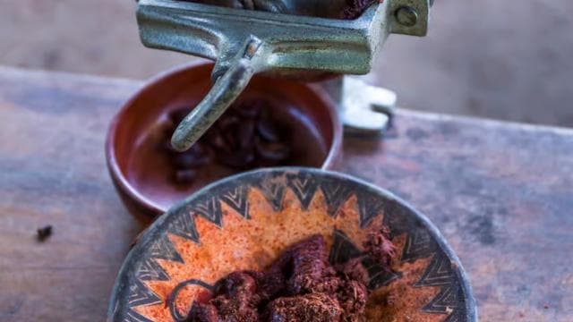 La Fortuna: Chocolate-Making Experience with Tastings