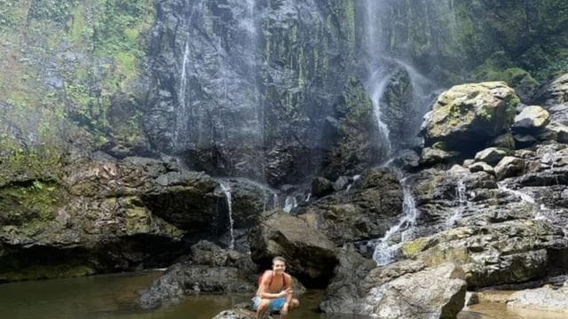 San Juan: Private Rainforest Waterfall Hike with Transport