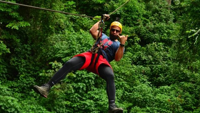 La Fortuna: Canopy + Lunch + Tubing and Hot Springs