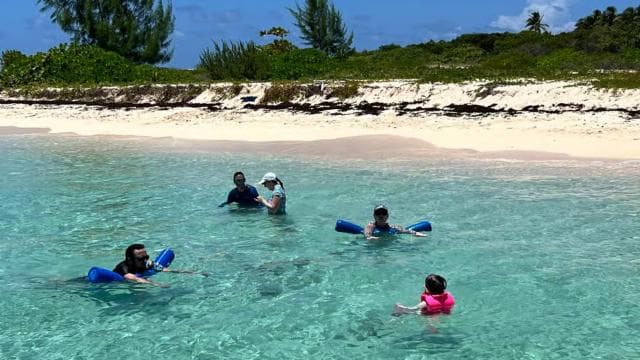 Fajardo: Private Half-Day Boat Charter to Icacos or Palomino
