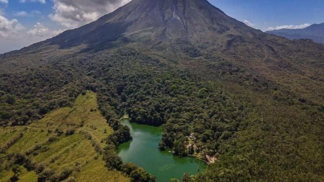 La Fortuna Volcano Hike El Silencio Trail