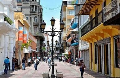 Private:Santo Domingo: Street Tour with Local Guide