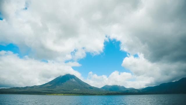 Lake Arenal Kayaking Tour