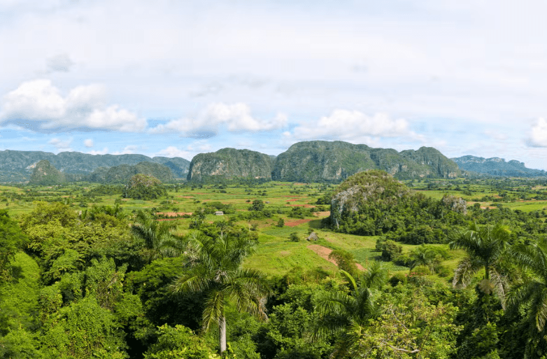 Cueva del Silencio Hike