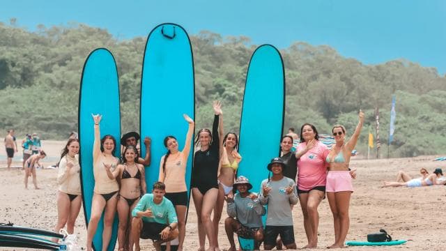 Tamarindo Surf & Tours : Surf Lesson For All Levels