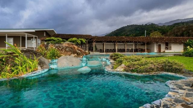 From San Jose: Irazu Volcano & Hacienda Orosi Hot Springs