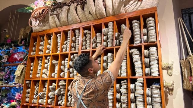 Make Authentic Espadrilles in San Juan