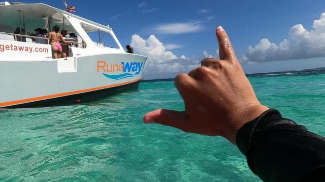 Fajardo: Icacos Power Boat Trip with Snorkel, Lunch & Drinks