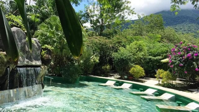 San José: Arenal Volcano, Waterfalls, Coffee and Hot Springs