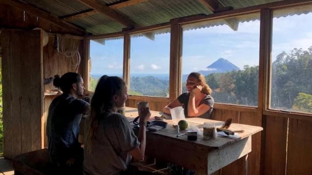 From Fortuna: 2 Day Hike to Monteverde with Hotel Transfer