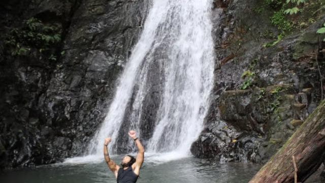 Hike 10 Waterfalls in Jacó with Lunch included