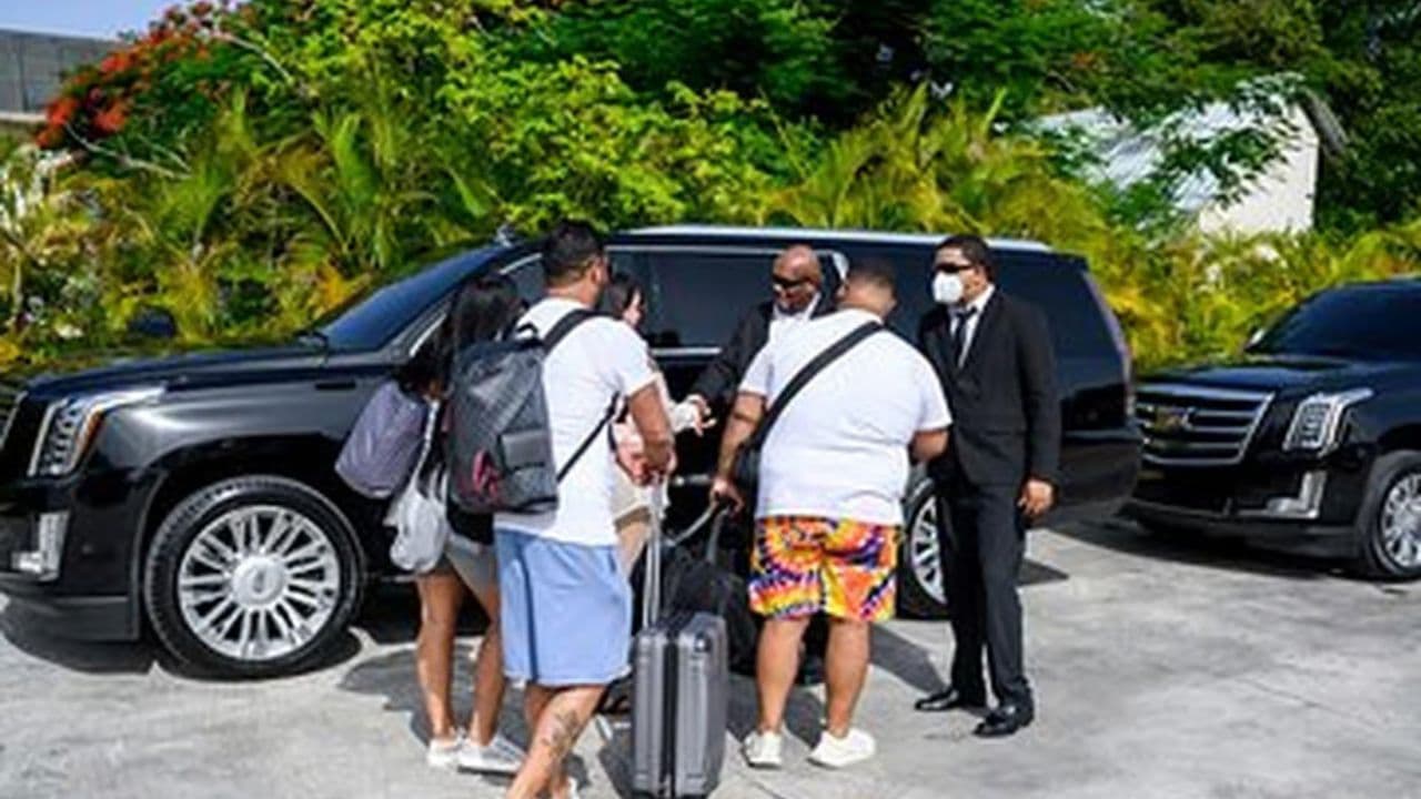 Vip Transportation & Luxury Car Services In (PUJ) To Hotels