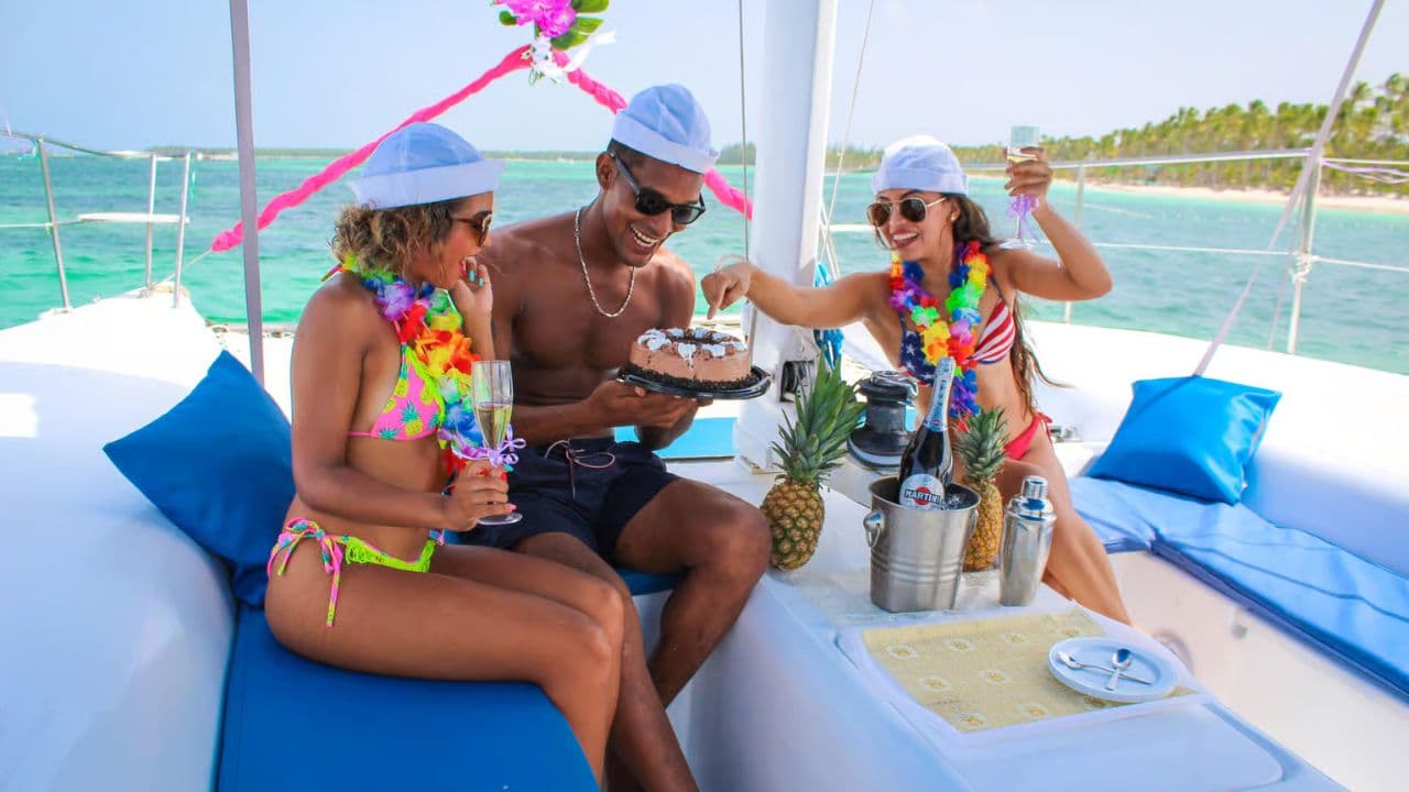 Private Catamaran Boat Cruise