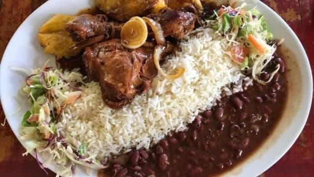 San Jose : Best Street Food Tour With A Local Guide