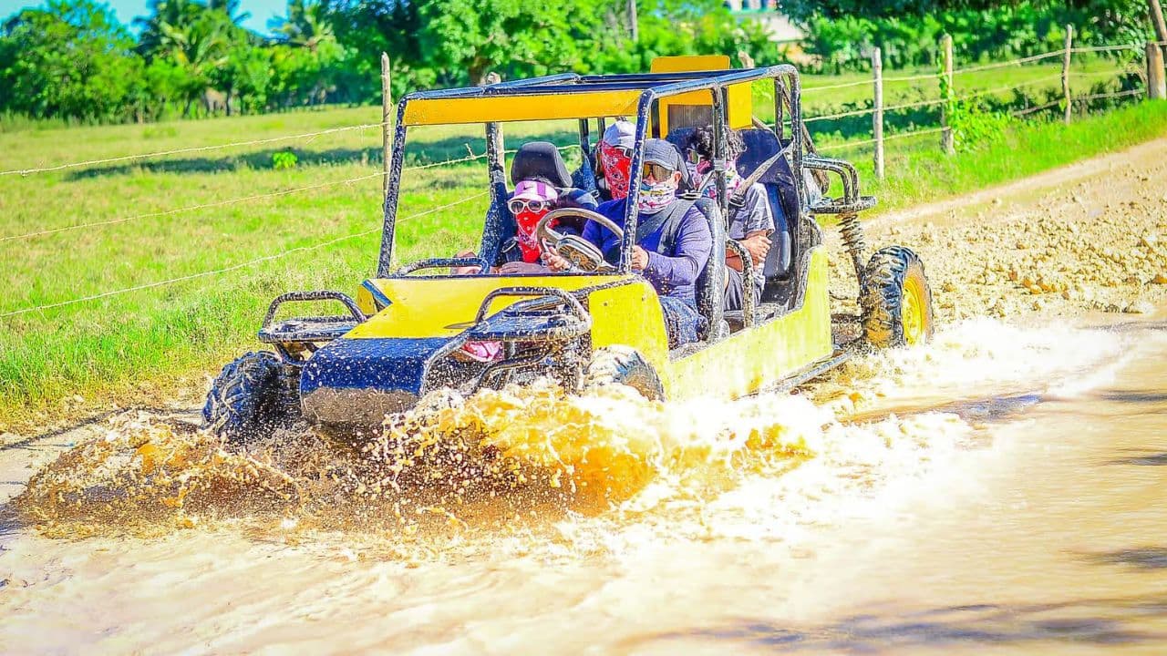 Punta Cana: Macao Beach Buggy Tour with Horseback Riding