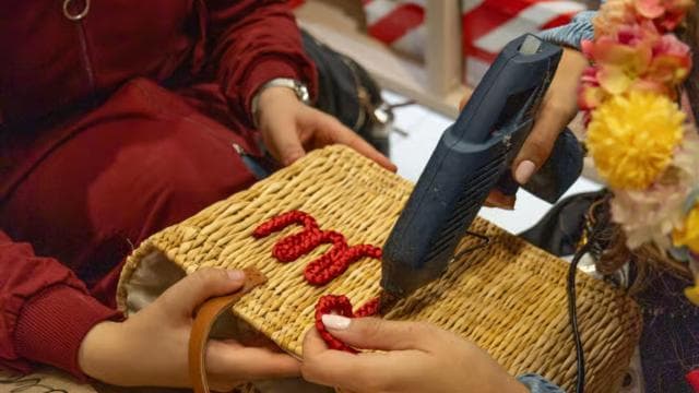 Design and Craft a Raffia Bag in San Juan
