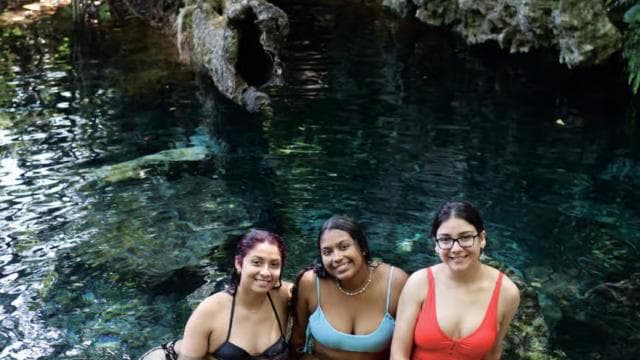 Puerto Rico: North Coast Springs, Caves, and Beach Tour