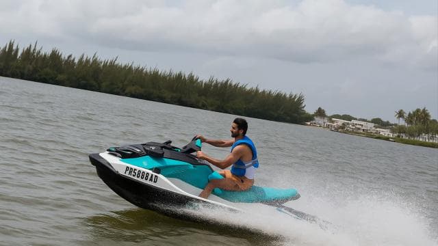 Catano: 1-Hour Jet Ski Rental for Drivers 21+