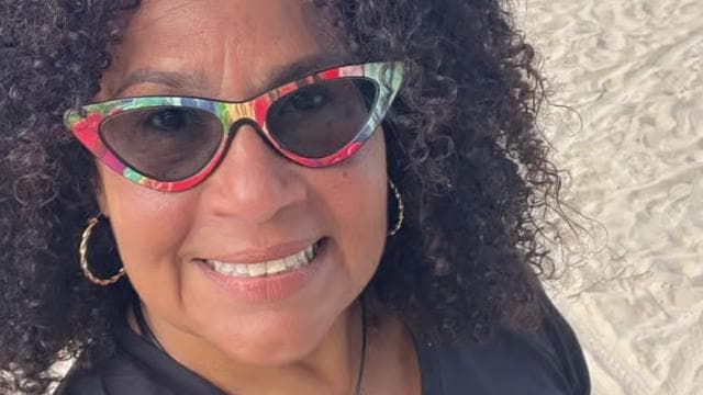 San Juan: Coquito Drink & Salsa Beach Class