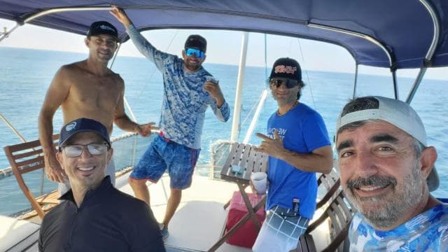 BEACH DAY EXPERIENCE | Private "Party Boat" San Juan Bay