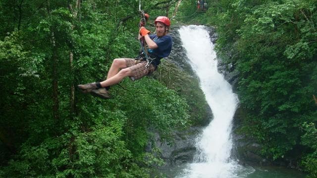 Puntarenas: Zip Line Canopy Tour Over 11 Waterfalls