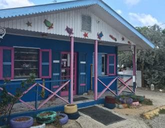 Bayahibe: Monkeyland and Country House Tour with Pickup