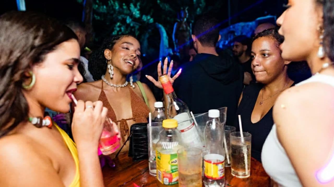 Punta Cana: Maroca Club VIP Fit (Entry, Drinks & Transfers)