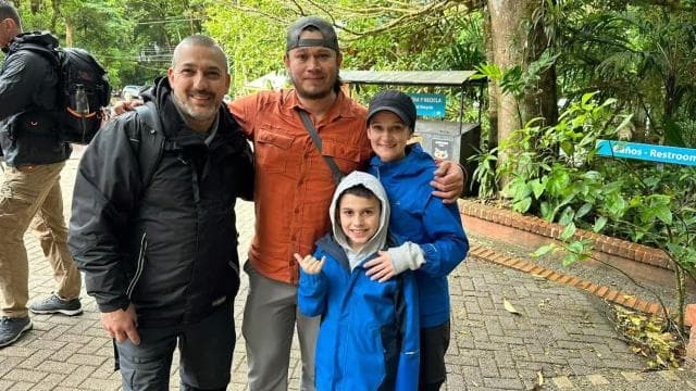 Monteverde: Cloud Forest Guided Tour with Hotel Pickup