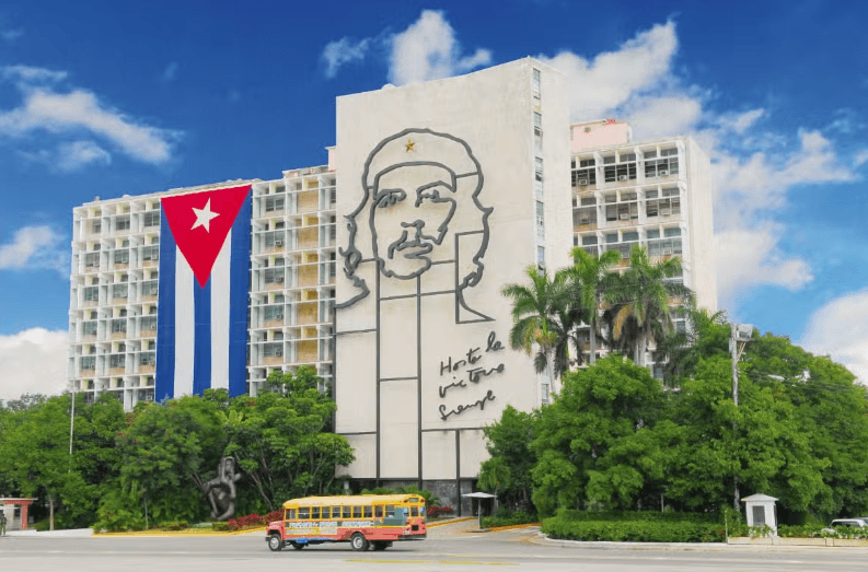 Private Havana Tour in a Classic Car for Cruise Passengers