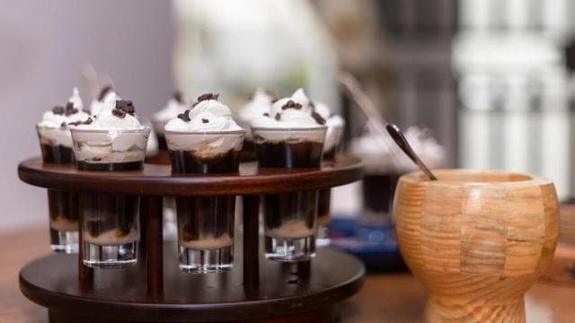 San José: Food Culture Tour with Cooking and Cocktail Class