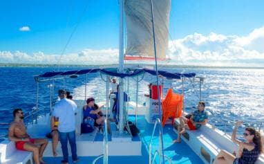 From Punta Cana: Catalina Snorkeling & Altos de Chavon Tour