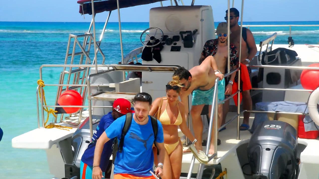 From La Romana: Saona Island for Carnival Cruises Passengers