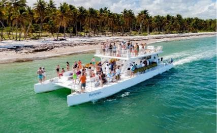 Puerto Plata Private Catamaran: Snorkeling, BBQ & Open Bar