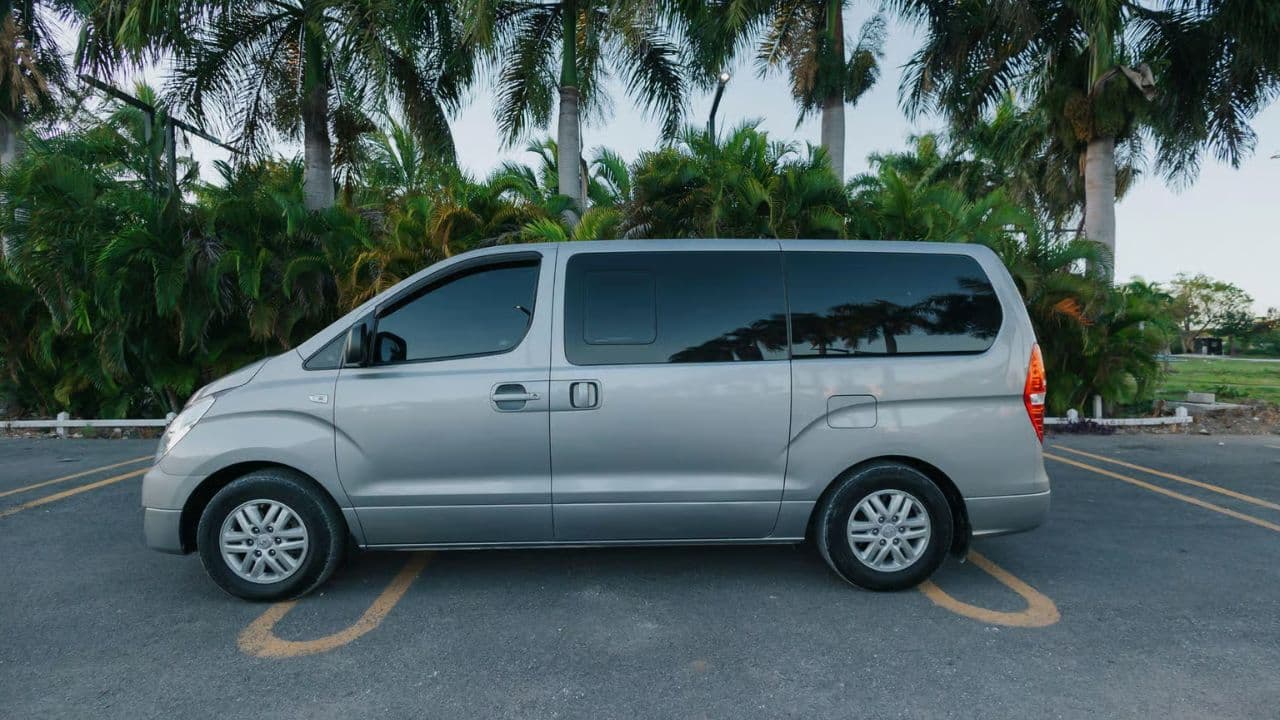 Santo Domingo: Airport Transfer to your hotel in Punta Cana