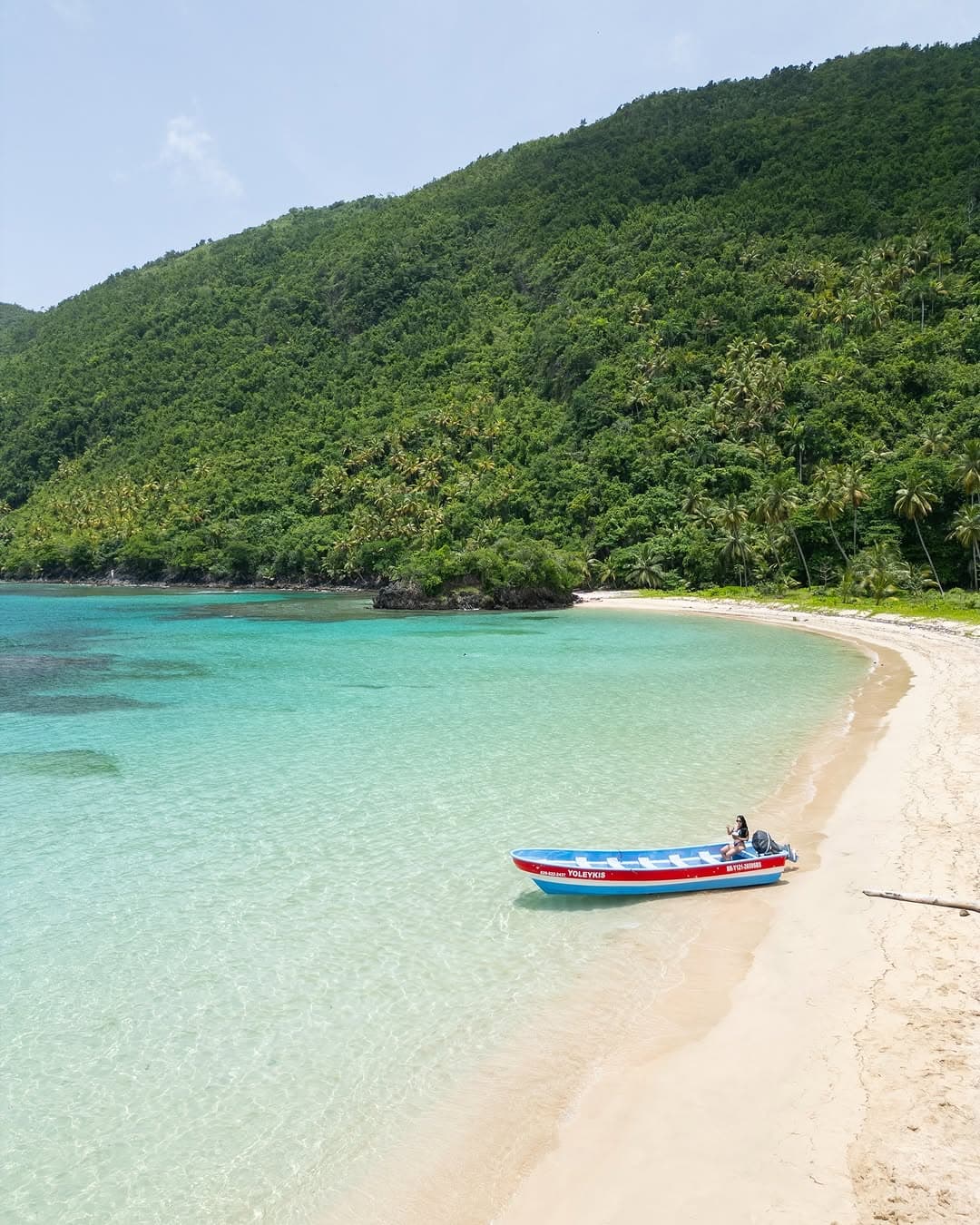 Playa Ermitano & Playa Honda Boat Tour from El Valle Beach - Samana