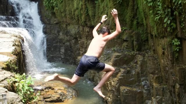 Manuel Antonio: Eco Chontales Waterfall Hike with Lunch