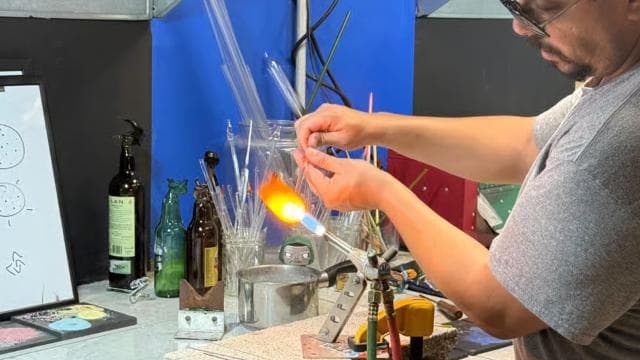 San Juan: Glassblowing Class and Studio Tour