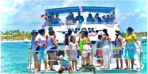 Party Boat in Punta Cana with Drinks Included