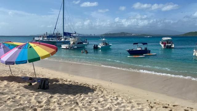 From Fajardo: Icacos Island Boat Trip and Beach Day Package