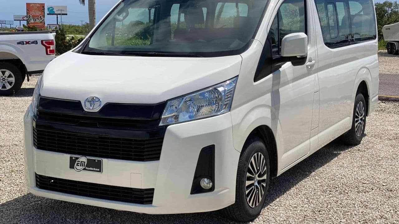Private Airport Transfer Service To or From Uvero Alto
